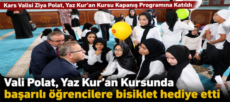 Vali Polat, Yaz Kur’an Kursunda başarılı olan öğrencilere bisiklet hediye etti