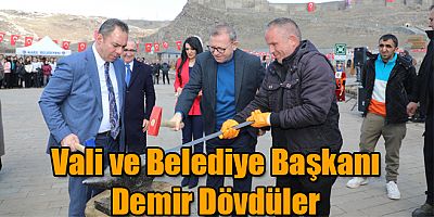 Kars’ta Nevruz Bayramı Kutlamalarında Vali Polat ve Belediye Başkanı Senger Demir Dövdüler