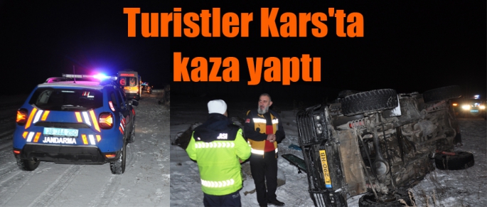 Turistler Kars'ta kaza yaptı